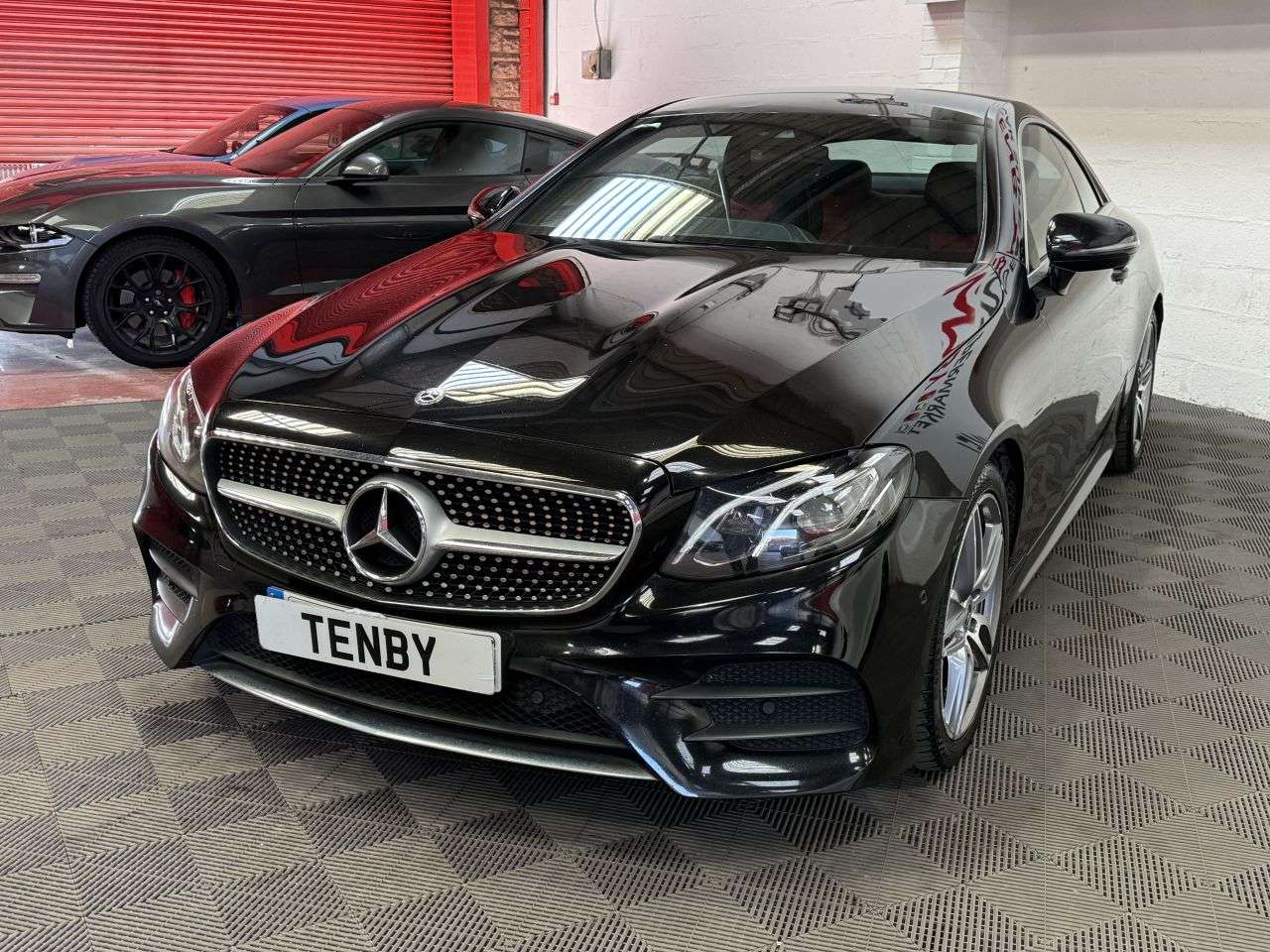 A 2017 MERCEDES-BENZ E-CLASS 2.0 E220d AMG Line Coupe 2dr Diesel G-Tronic+ Euro 6 (s/s) (194 ps) A 2017 MERCEDES-BENZ E-CLASS 2.0 E220d AMG Line Coupe 2dr Diesel G-Tronic+ Euro 6 (s/s) (194 ps)