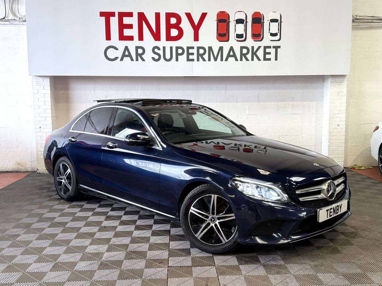 A 2019 MERCEDES-BENZ C-CLASS 1.5 C200 MHEV EQ Boost Sport (Premium Plus) Saloon 4dr Petrol G-Tronic+ Eur A 2019 MERCEDES-BENZ C-CLASS 1.5 C200 MHEV EQ Boost Sport (Premium Plus) Saloon 4dr Petrol G-Tronic+ Eur