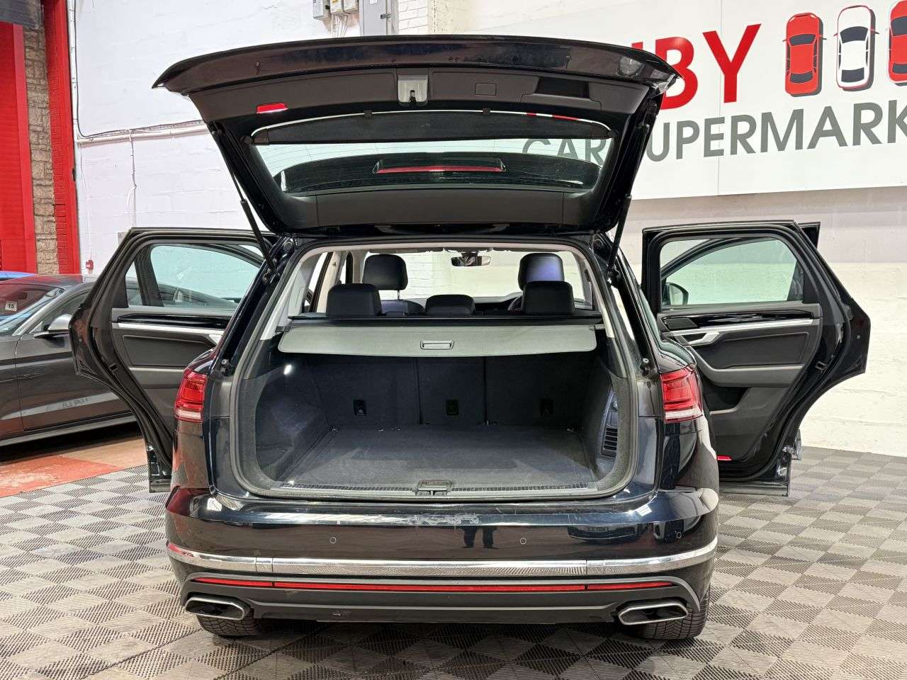 2018 VOLKSWAGEN TOUAREG 2018 VOLKSWAGEN TOUAREG