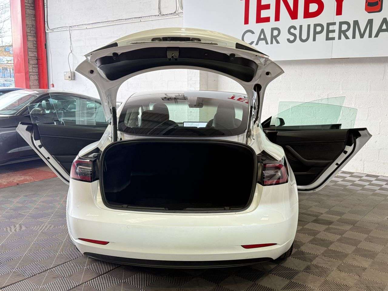 2021 TESLA MODEL 3 2021 TESLA MODEL 3