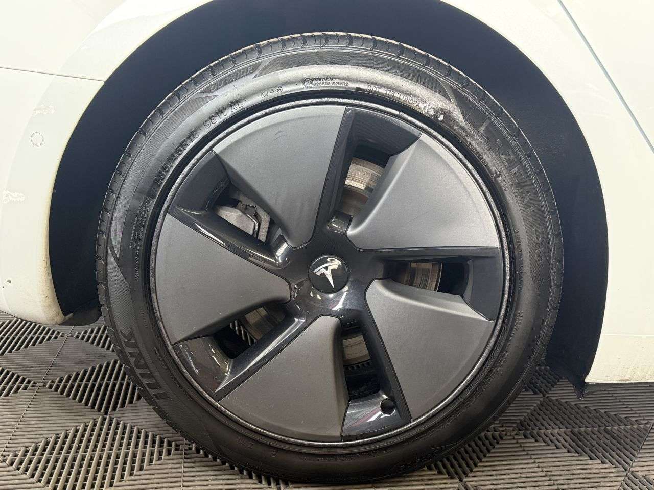 2021 TESLA MODEL 3 2021 TESLA MODEL 3