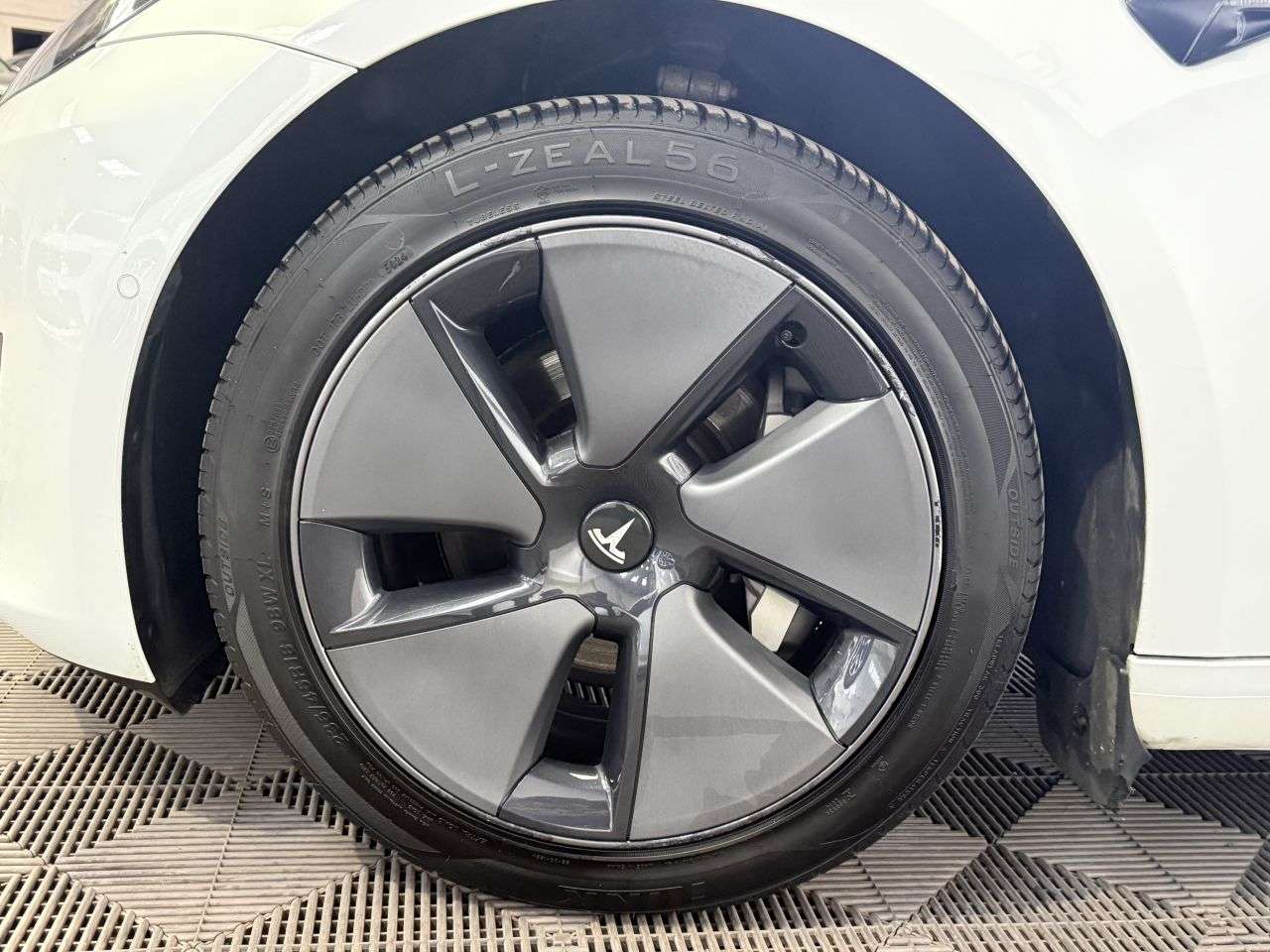 2021 TESLA MODEL 3 2021 TESLA MODEL 3