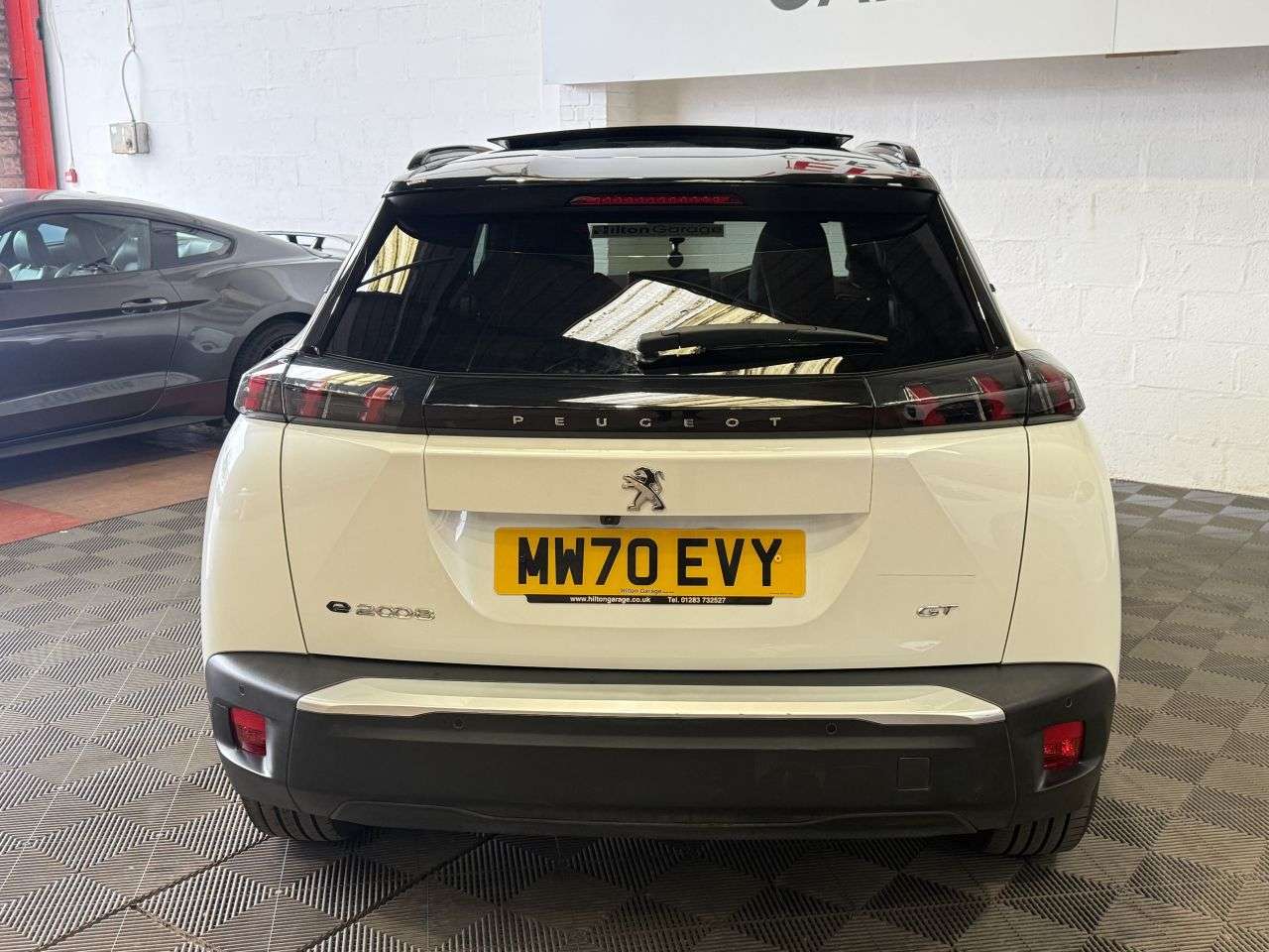 2020 PEUGEOT E-2008 2020 PEUGEOT E-2008