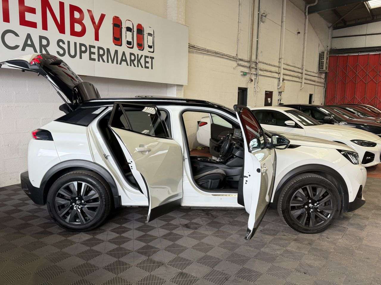 2020 PEUGEOT E-2008 2020 PEUGEOT E-2008