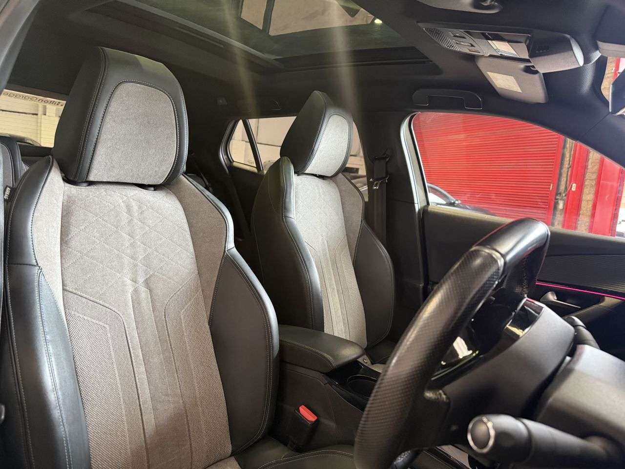 2020 PEUGEOT E-2008 2020 PEUGEOT E-2008