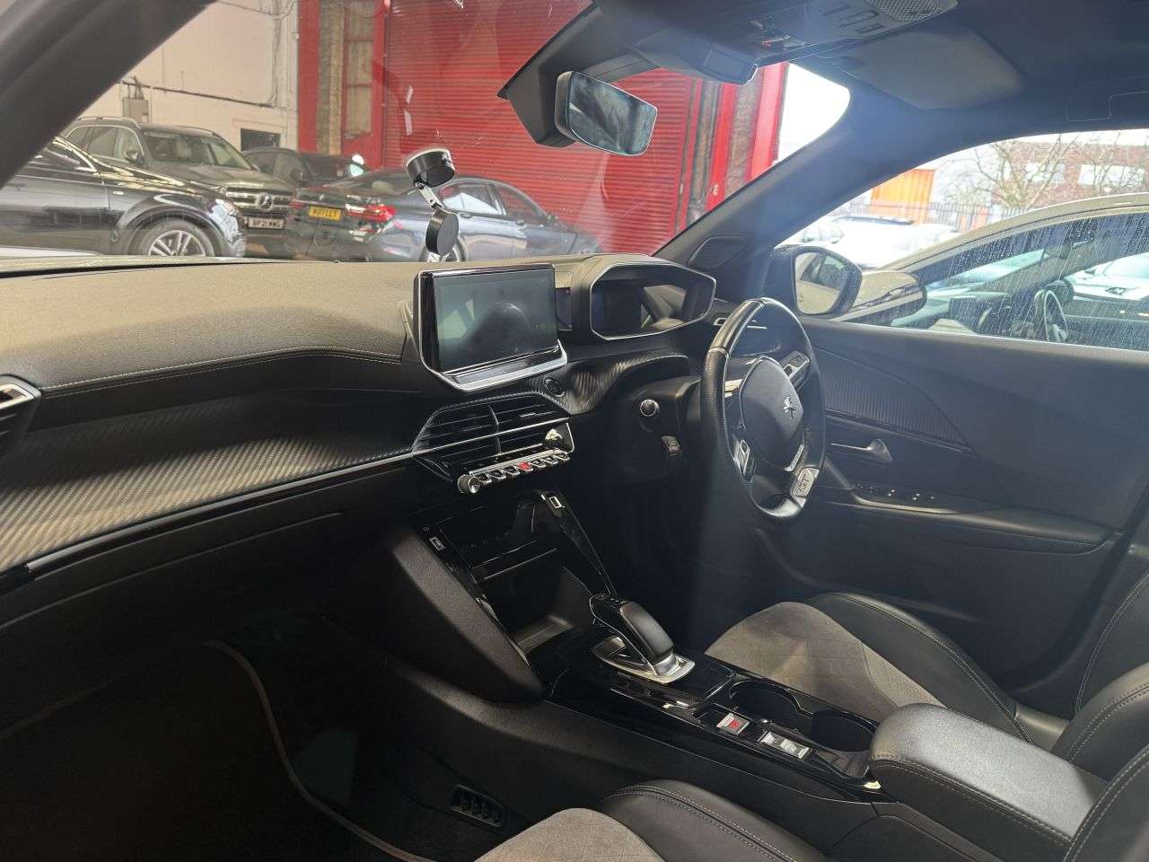 2020 PEUGEOT E-2008 2020 PEUGEOT E-2008