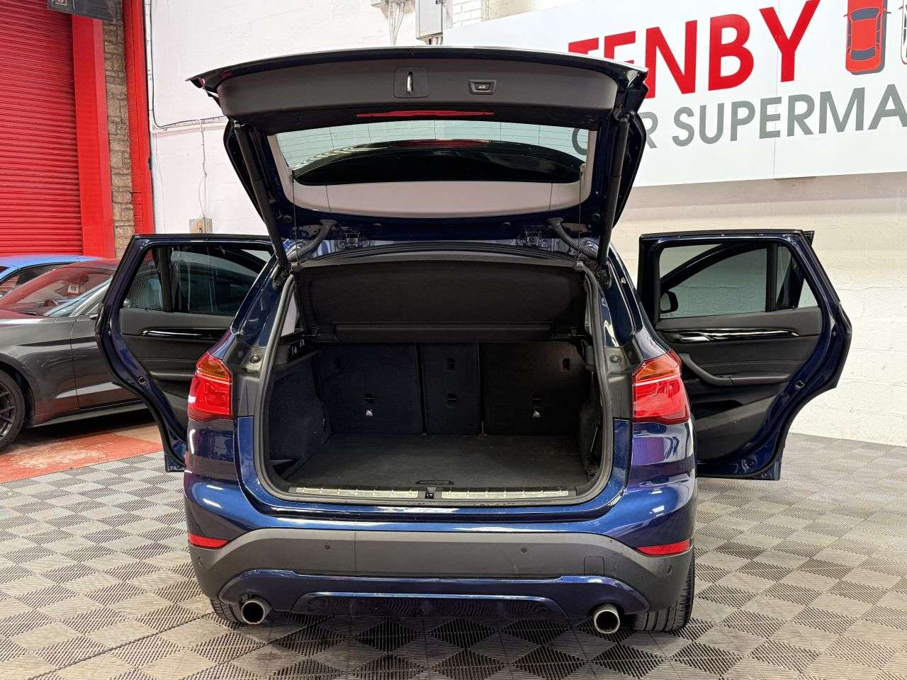 2016 BMW X1 2016 BMW X1