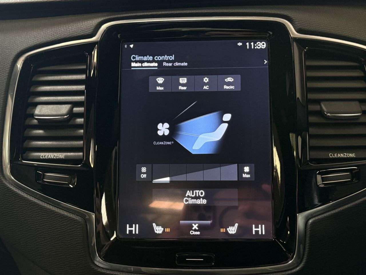 2015 VOLVO XC90 2015 VOLVO XC90