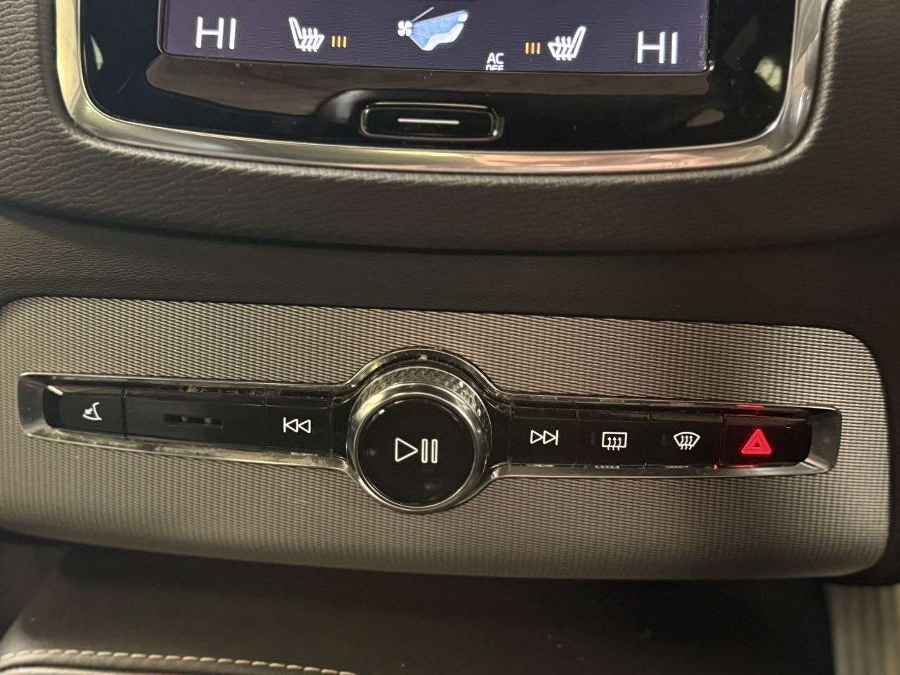 2015 VOLVO XC90 2015 VOLVO XC90