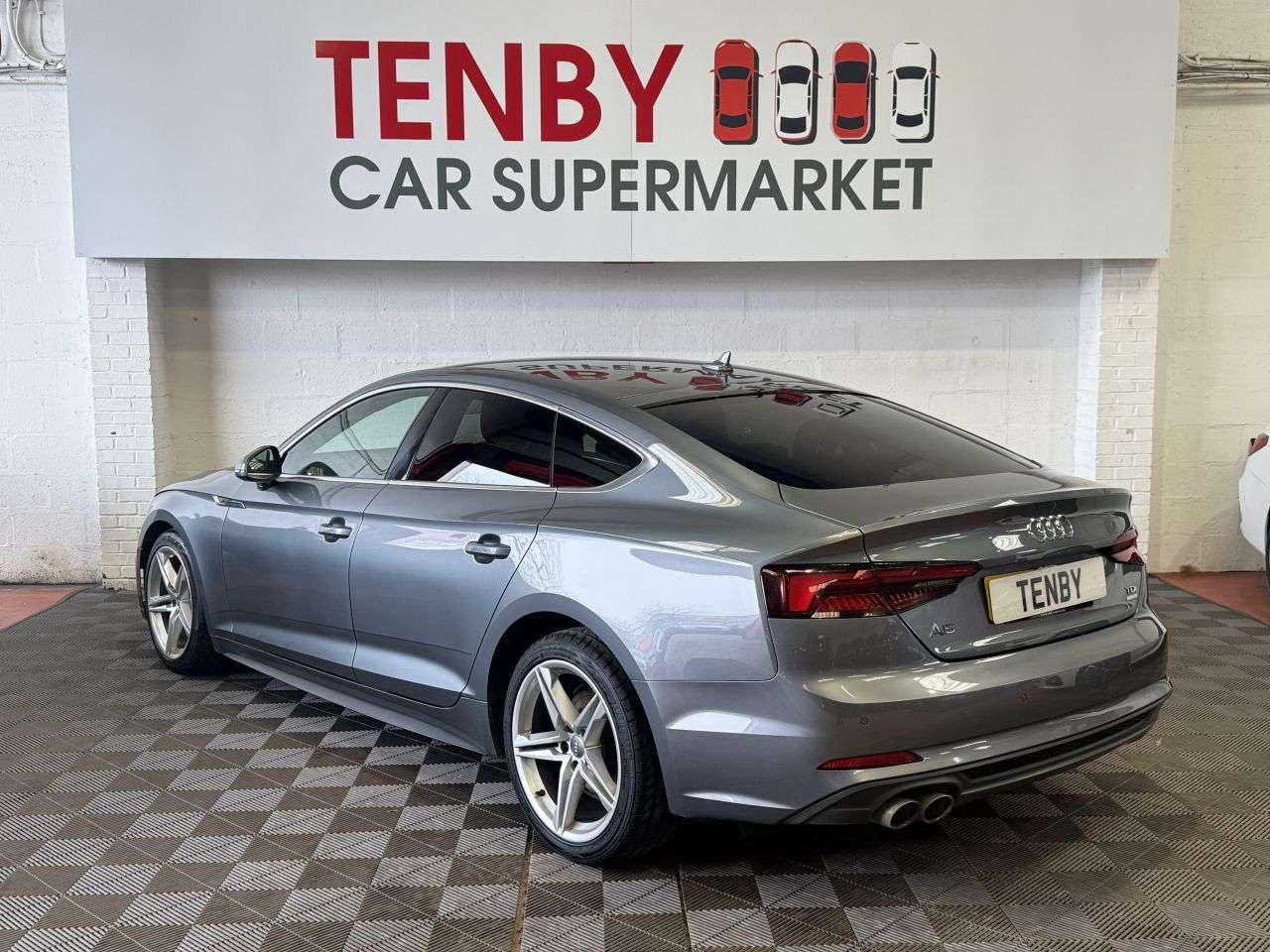 2017 AUDI A5 2017 AUDI A5