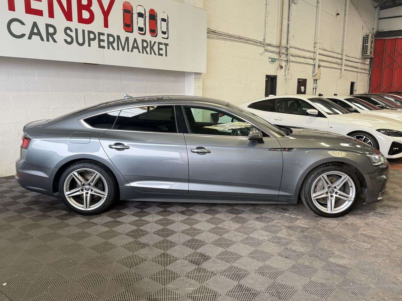 2017 AUDI A5 2017 AUDI A5