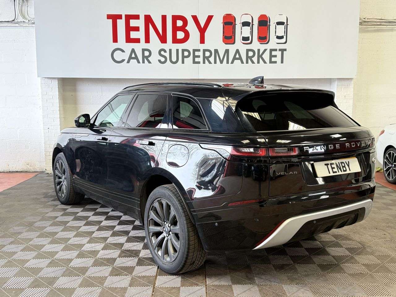 2021 LAND ROVER RANGE ROVER VELAR 2021 LAND ROVER RANGE ROVER VELAR