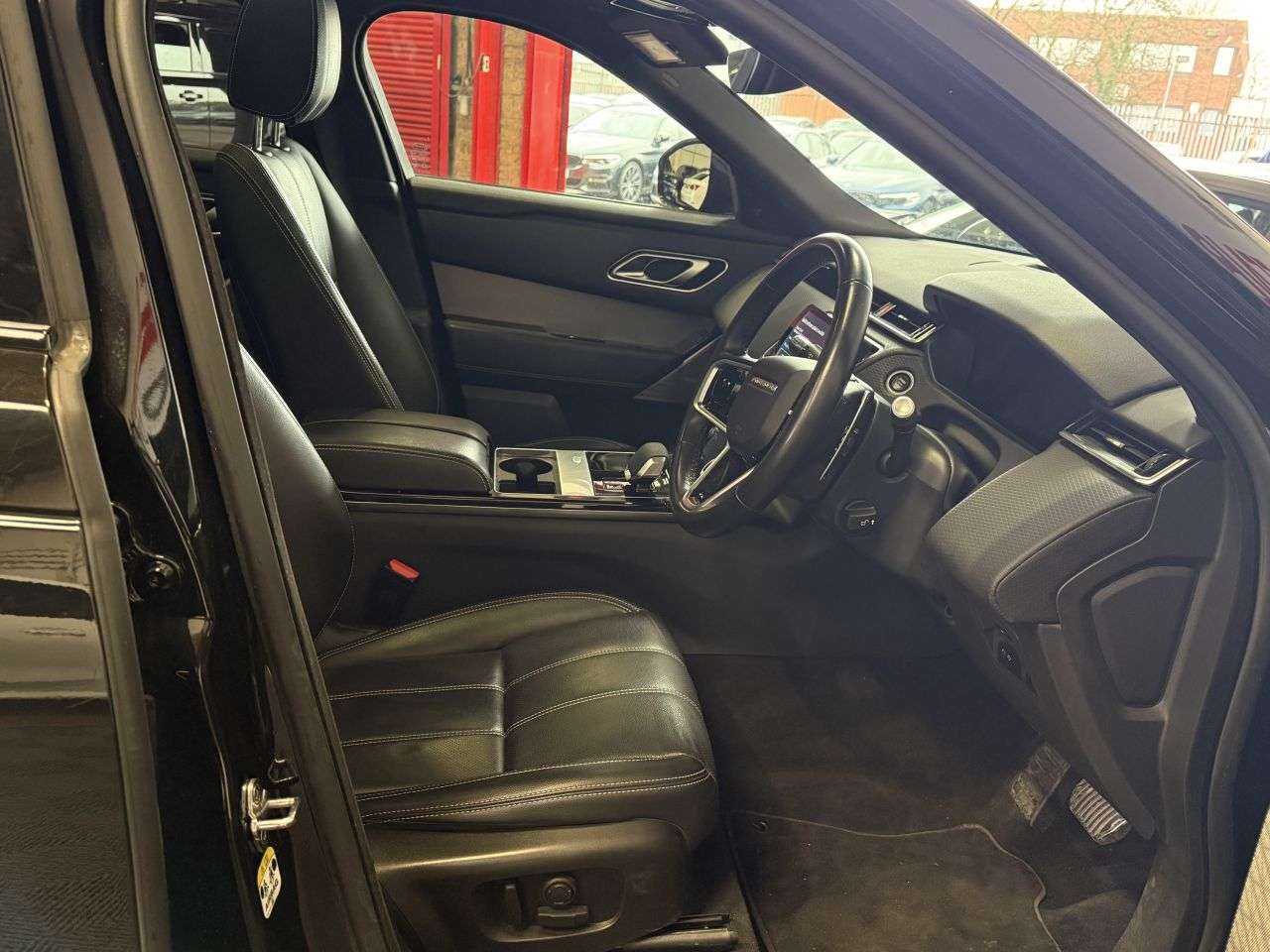 2021 LAND ROVER RANGE ROVER VELAR 2021 LAND ROVER RANGE ROVER VELAR