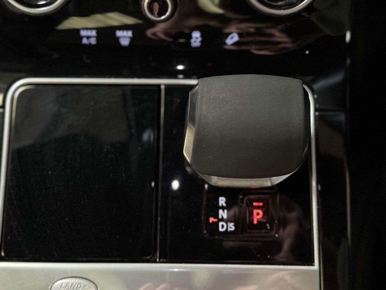 2021 LAND ROVER RANGE ROVER VELAR 2021 LAND ROVER RANGE ROVER VELAR