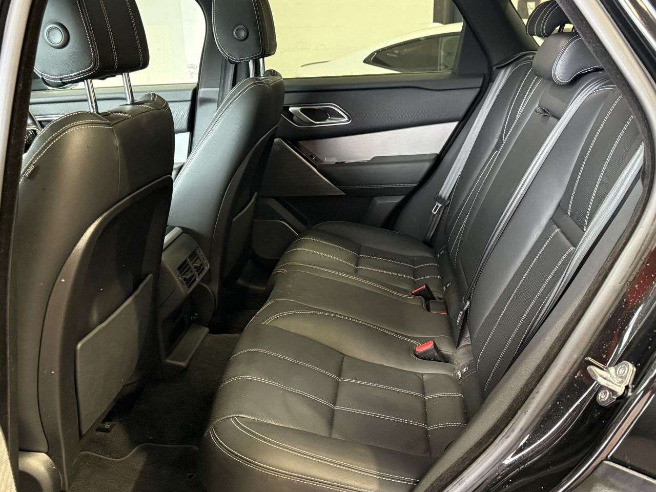 2021 LAND ROVER RANGE ROVER VELAR 2021 LAND ROVER RANGE ROVER VELAR