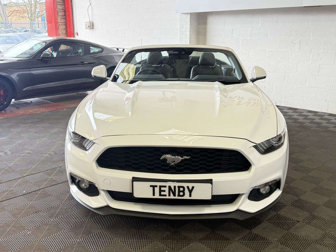 A 2016 FORD MUSTANG 2.3T EcoBoost Convertible 2dr Petrol SelShift Euro 6 (317 ps) A 2016 FORD MUSTANG 2.3T EcoBoost Convertible 2dr Petrol SelShift Euro 6 (317 ps)