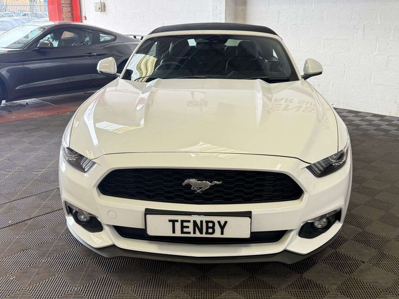 A 2016 FORD MUSTANG 2.3T EcoBoost Convertible 2dr Petrol SelShift Euro 6 (317 ps) A 2016 FORD MUSTANG 2.3T EcoBoost Convertible 2dr Petrol SelShift Euro 6 (317 ps)