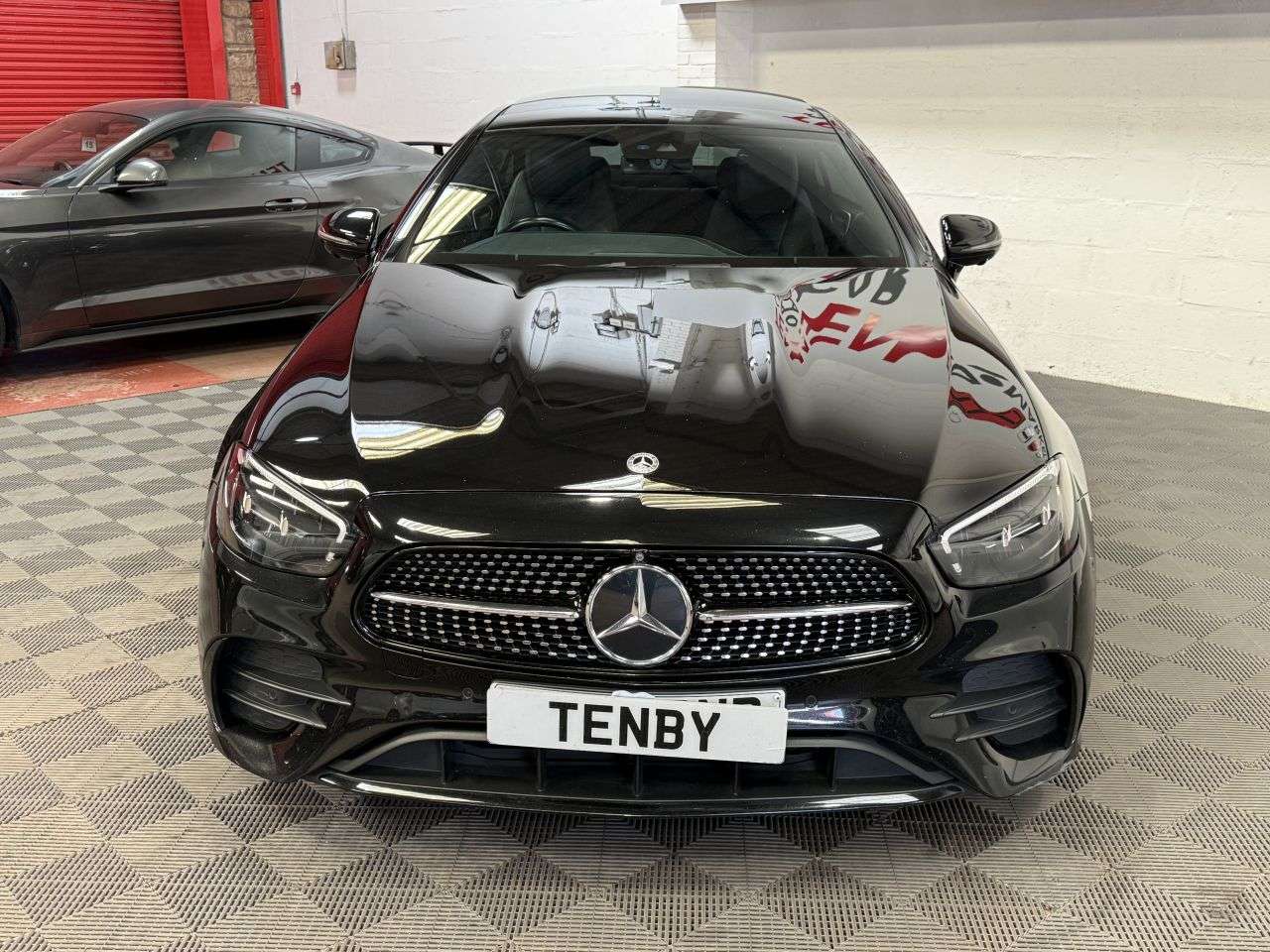 A 2022 MERCEDES-BENZ E-CLASS 2.0 E300h MHEV AMG Line Night Edition (Premium Plus) Coupe 2dr Petrol Hybri A 2022 MERCEDES-BENZ E-CLASS 2.0 E300h MHEV AMG Line Night Edition (Premium Plus) Coupe 2dr Petrol Hybri