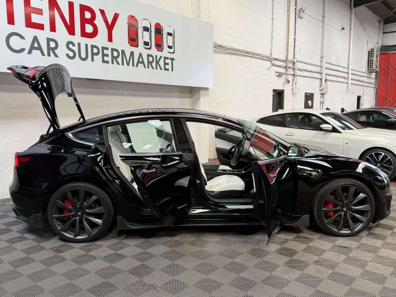 2019 TESLA MODEL 3 2019 TESLA MODEL 3