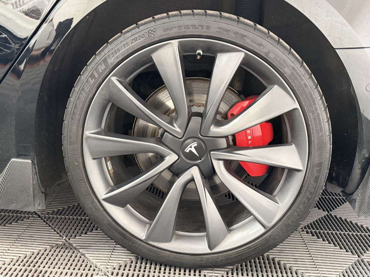 2019 TESLA MODEL 3 2019 TESLA MODEL 3