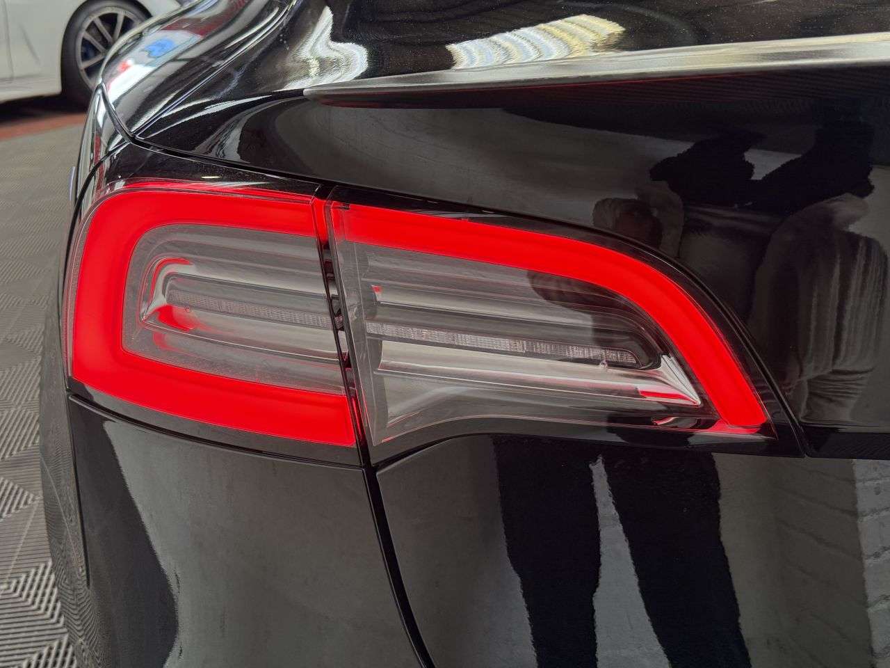 2019 TESLA MODEL 3 2019 TESLA MODEL 3