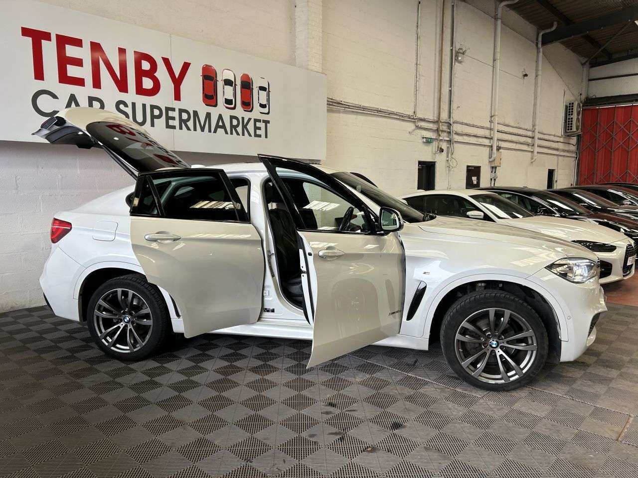 2018 BMW X6 2018 BMW X6