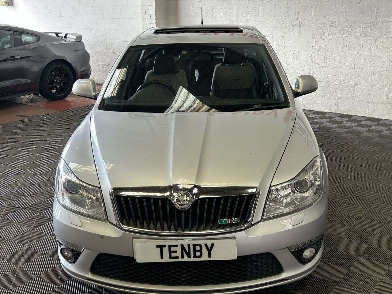 A 2011 SKODA OCTAVIA 2.0 TDI vRS Hatchback 5dr Diesel DSG Euro 5 (170 ps) A 2011 SKODA OCTAVIA 2.0 TDI vRS Hatchback 5dr Diesel DSG Euro 5 (170 ps)