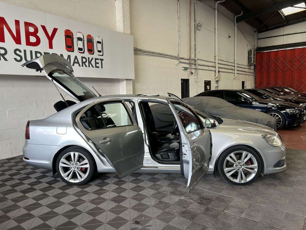 2011 SKODA OCTAVIA 2011 SKODA OCTAVIA