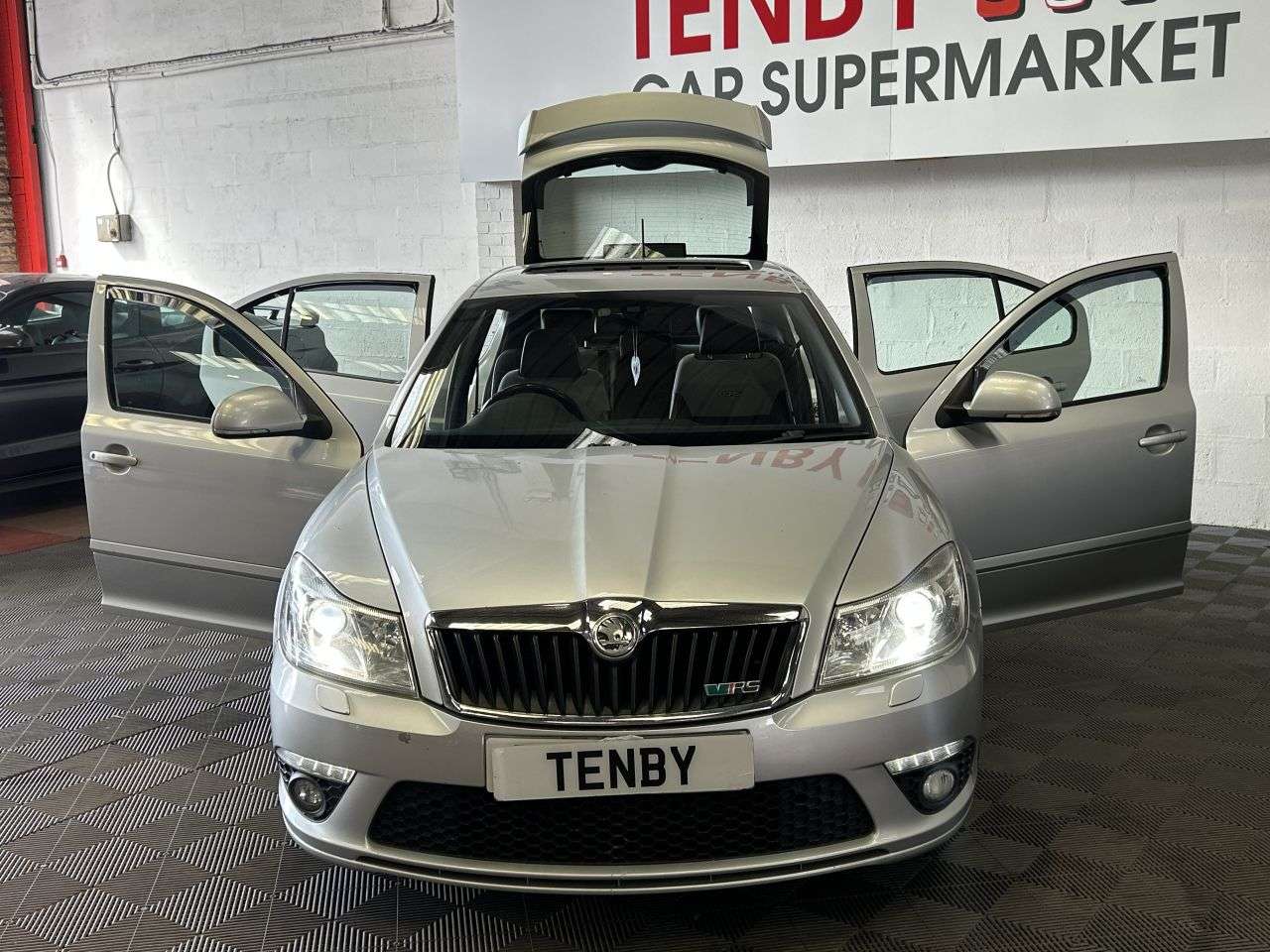 2011 SKODA OCTAVIA 2011 SKODA OCTAVIA