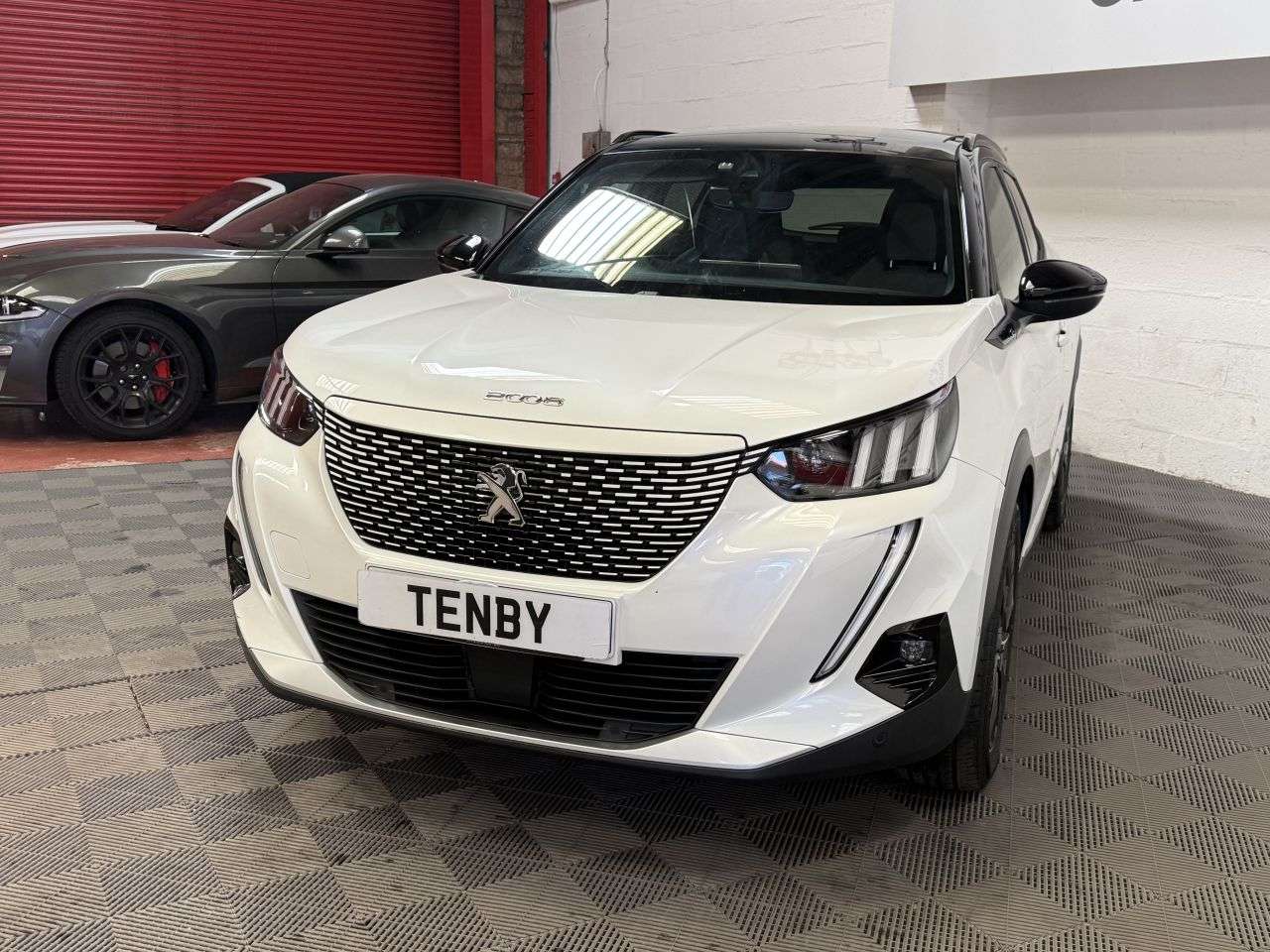 2021 PEUGEOT E-2008 2021 PEUGEOT E-2008