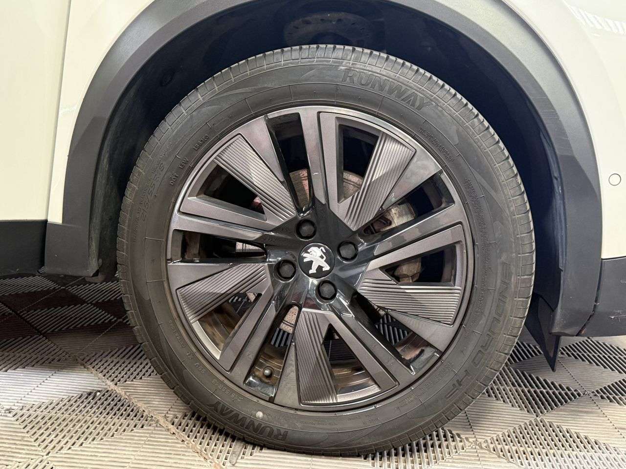 2021 PEUGEOT E-2008 2021 PEUGEOT E-2008