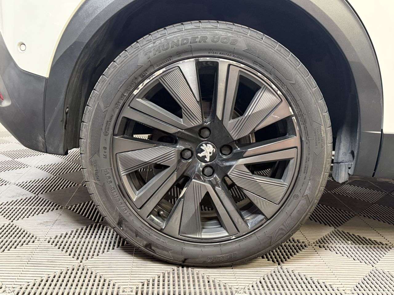 2021 PEUGEOT E-2008 2021 PEUGEOT E-2008