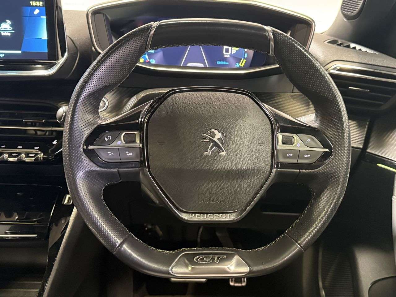 2021 PEUGEOT E-2008 2021 PEUGEOT E-2008