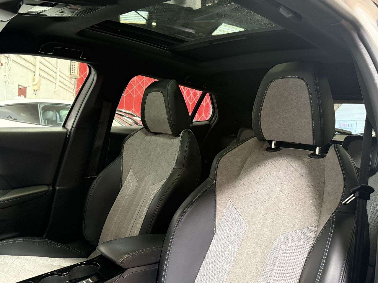 2021 PEUGEOT E-2008 2021 PEUGEOT E-2008