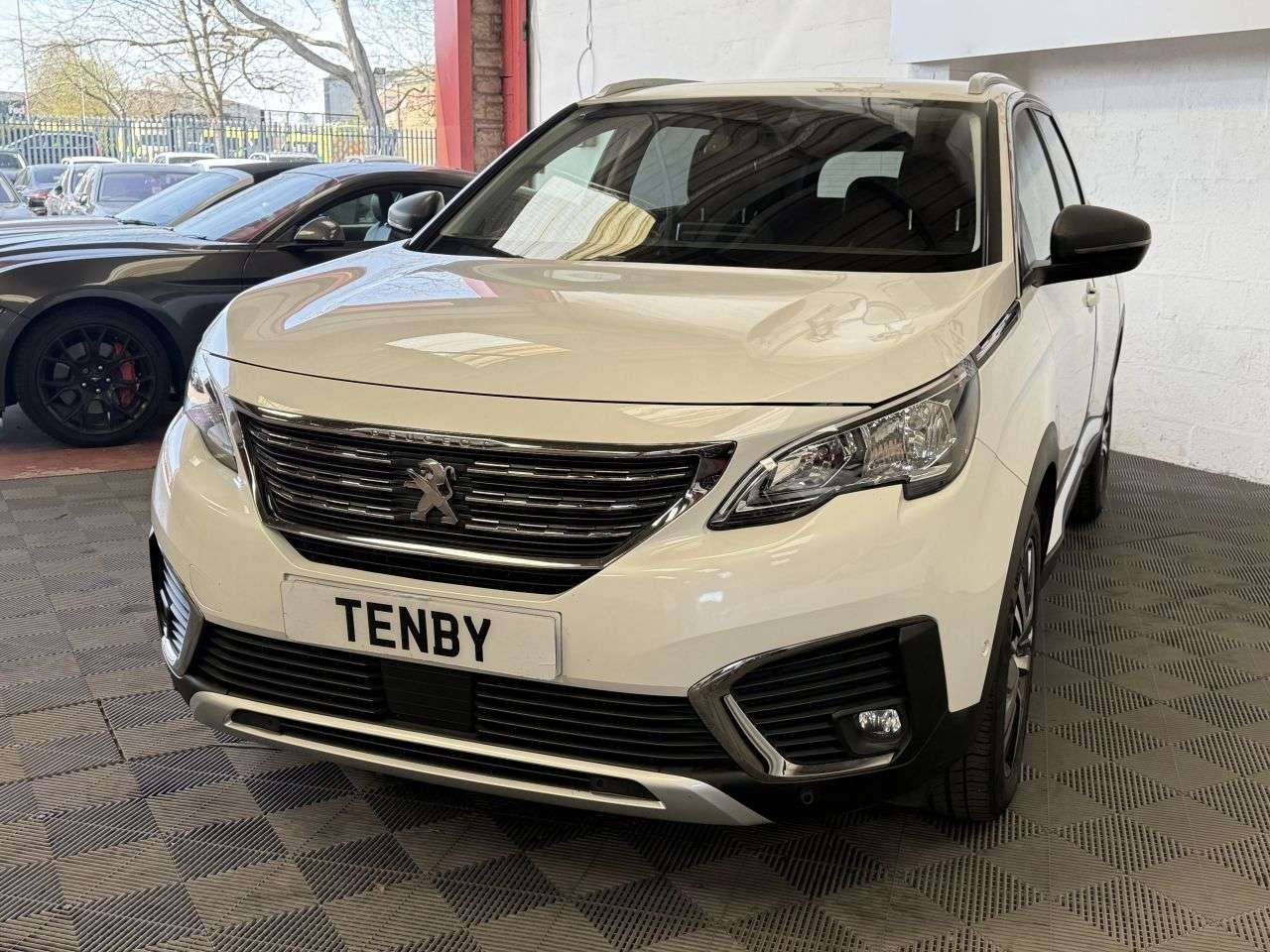 2018 PEUGEOT 5008 2018 PEUGEOT 5008