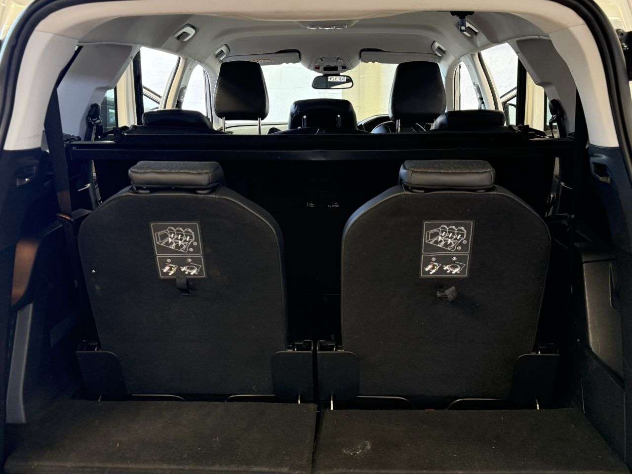 2018 PEUGEOT 5008 2018 PEUGEOT 5008