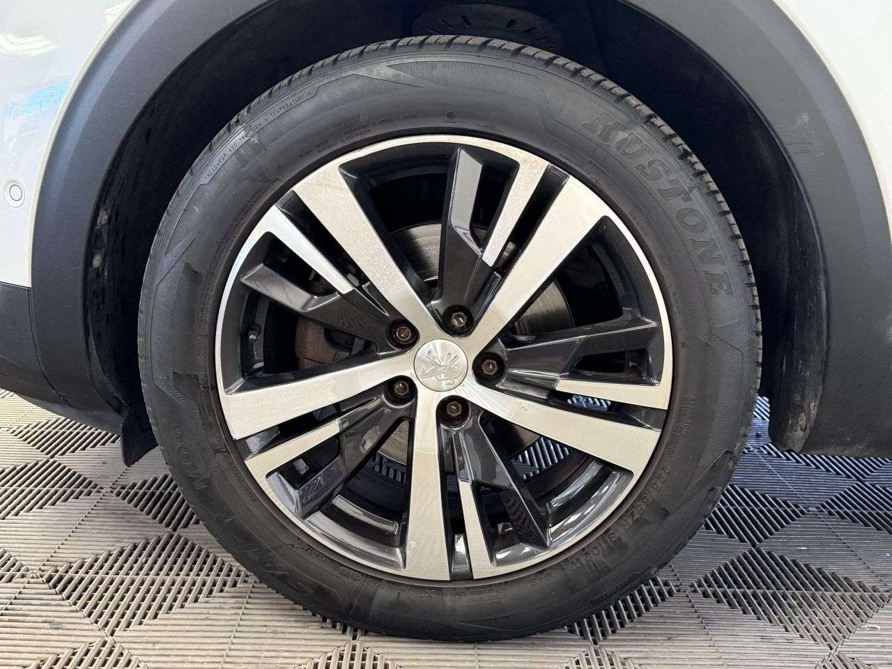 2018 PEUGEOT 5008 2018 PEUGEOT 5008