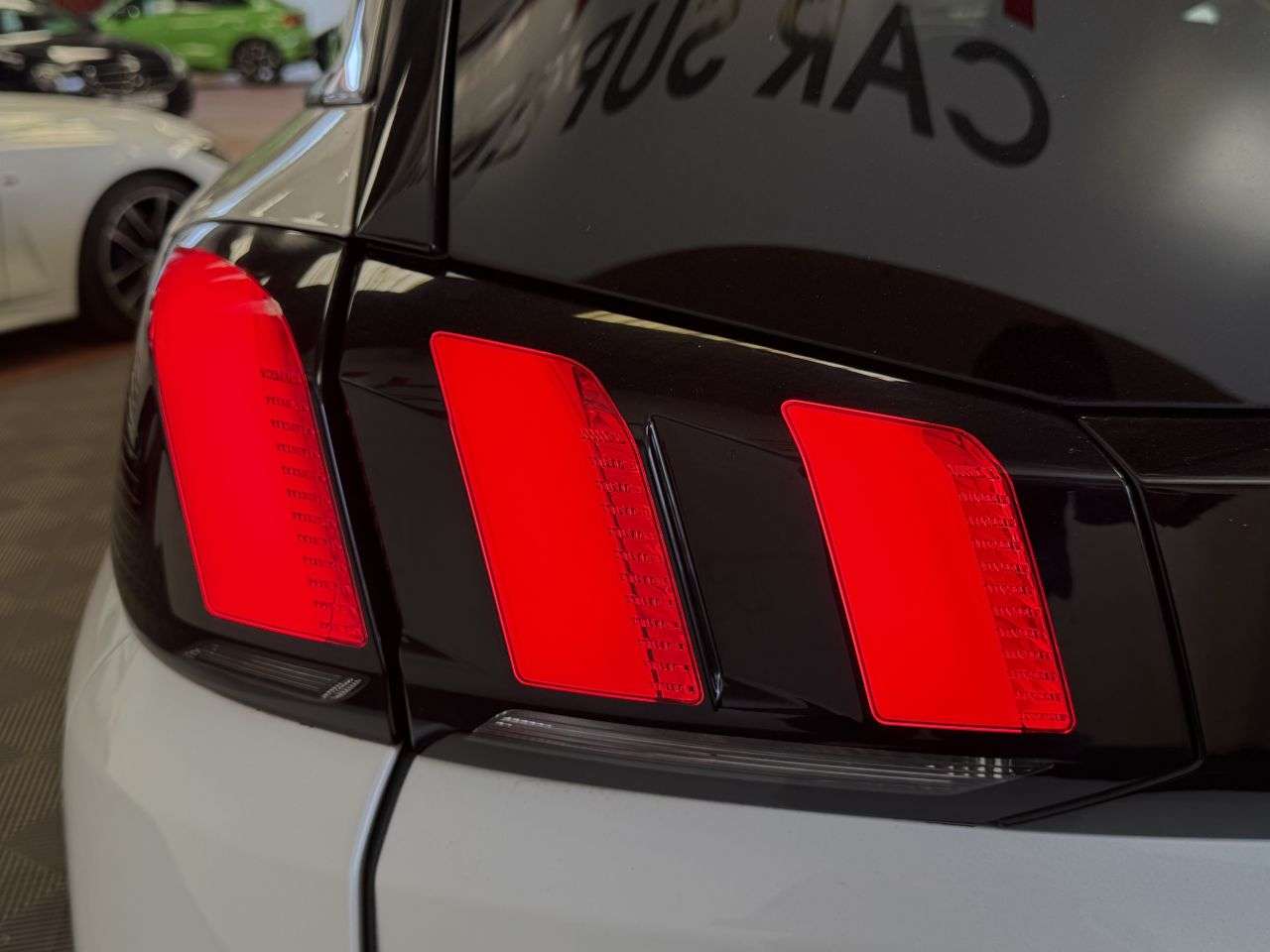 2018 PEUGEOT 5008 2018 PEUGEOT 5008