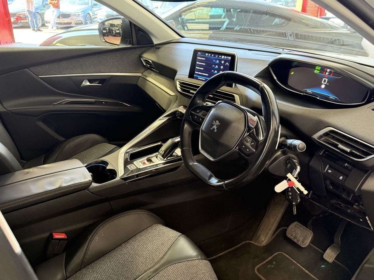 2018 PEUGEOT 5008 2018 PEUGEOT 5008