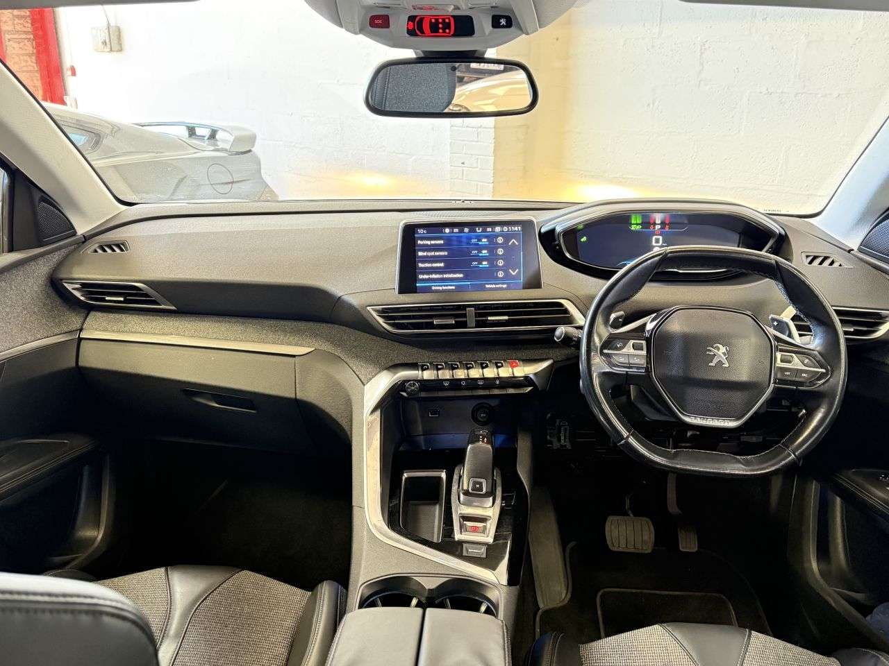 2018 PEUGEOT 5008 2018 PEUGEOT 5008