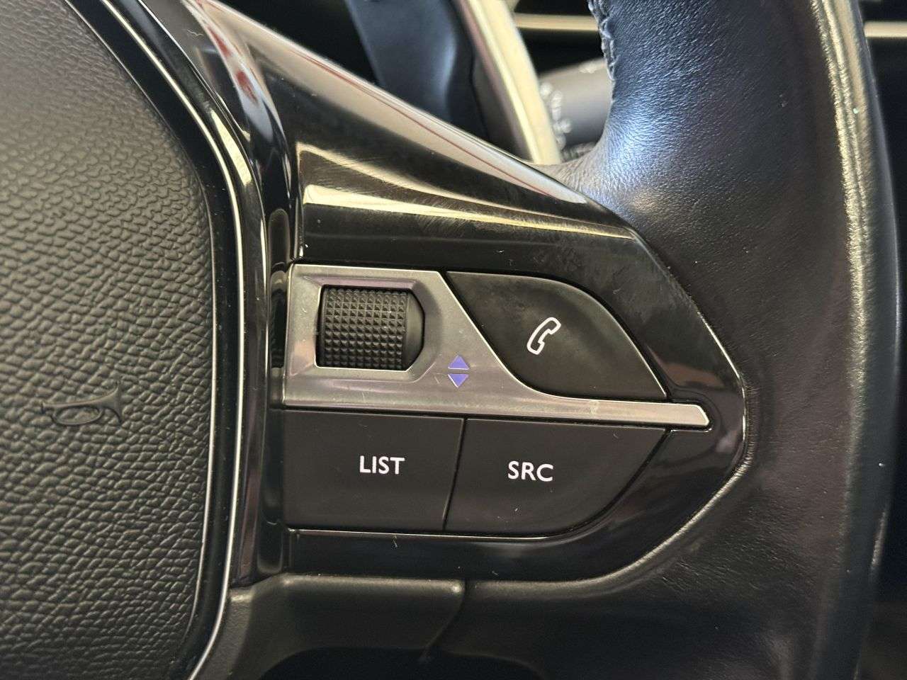 2018 PEUGEOT 5008 2018 PEUGEOT 5008