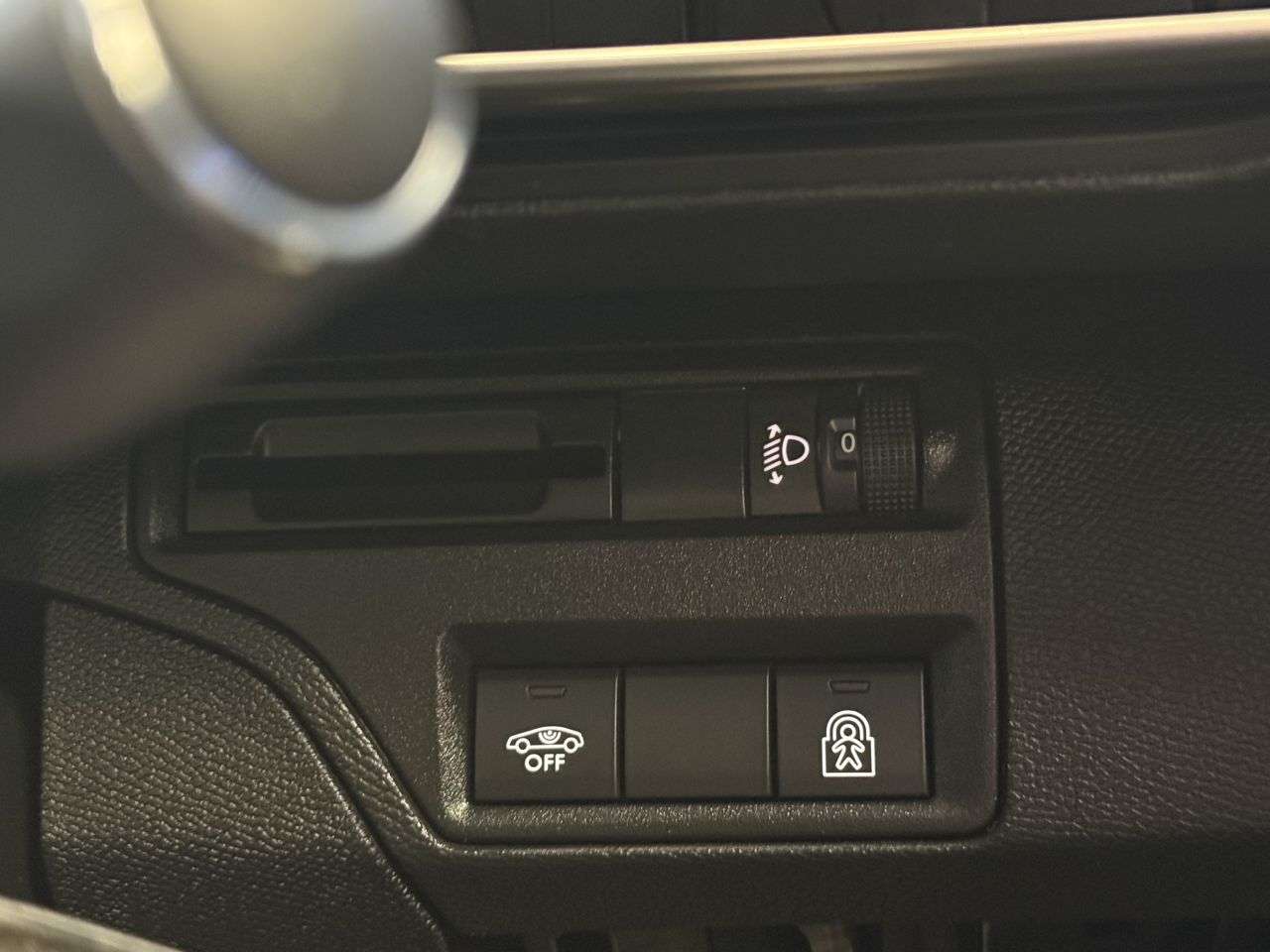 2018 PEUGEOT 5008 2018 PEUGEOT 5008