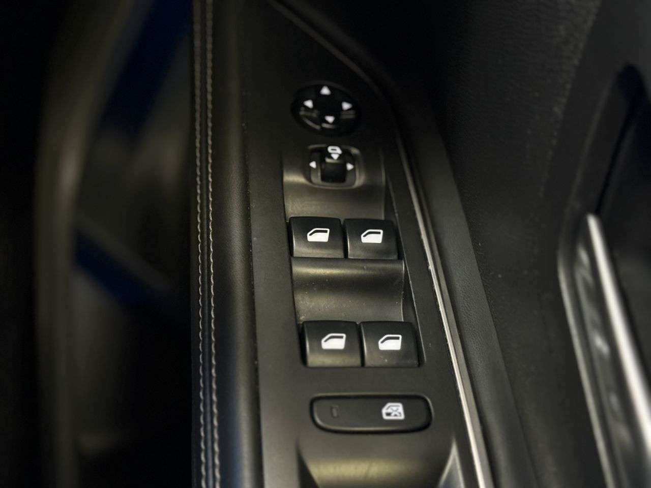 2018 PEUGEOT 5008 2018 PEUGEOT 5008