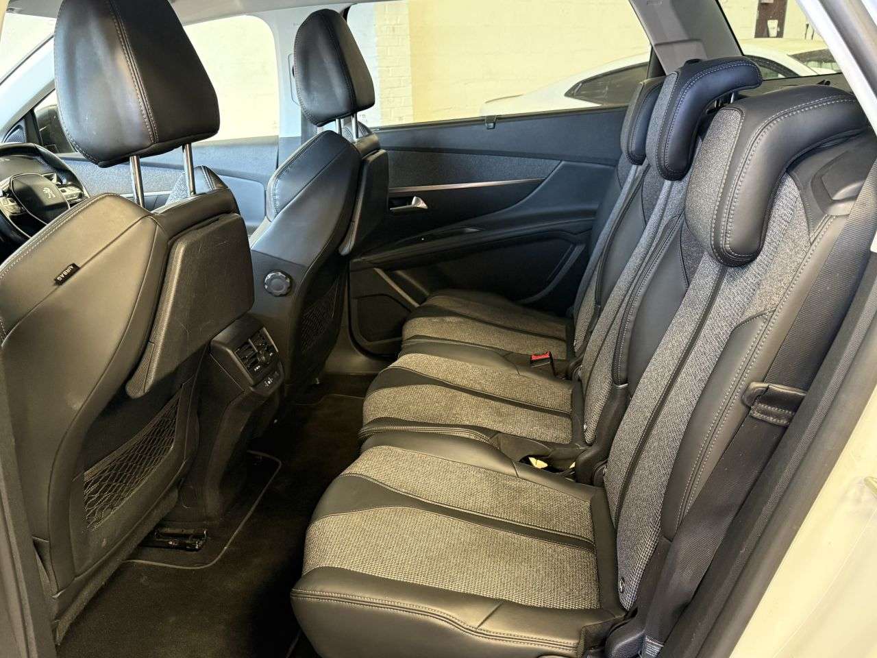 2018 PEUGEOT 5008 2018 PEUGEOT 5008