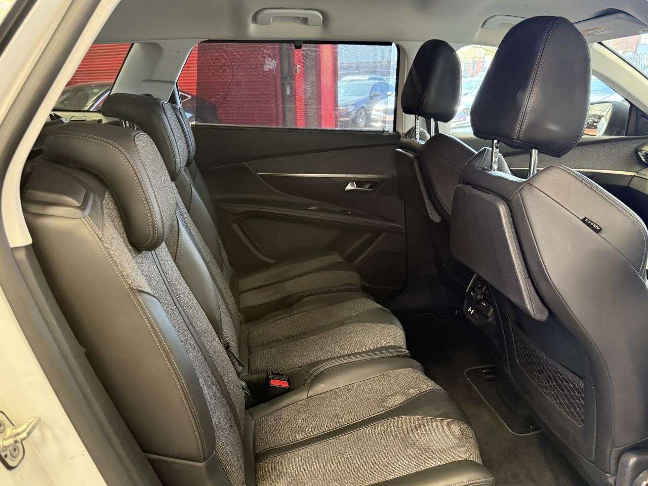 2018 PEUGEOT 5008 2018 PEUGEOT 5008