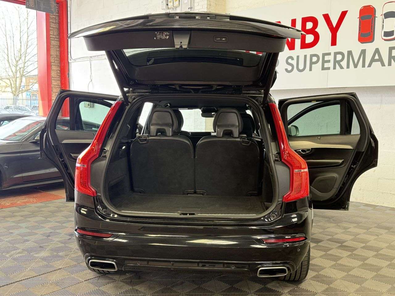 2018 VOLVO XC90 2018 VOLVO XC90