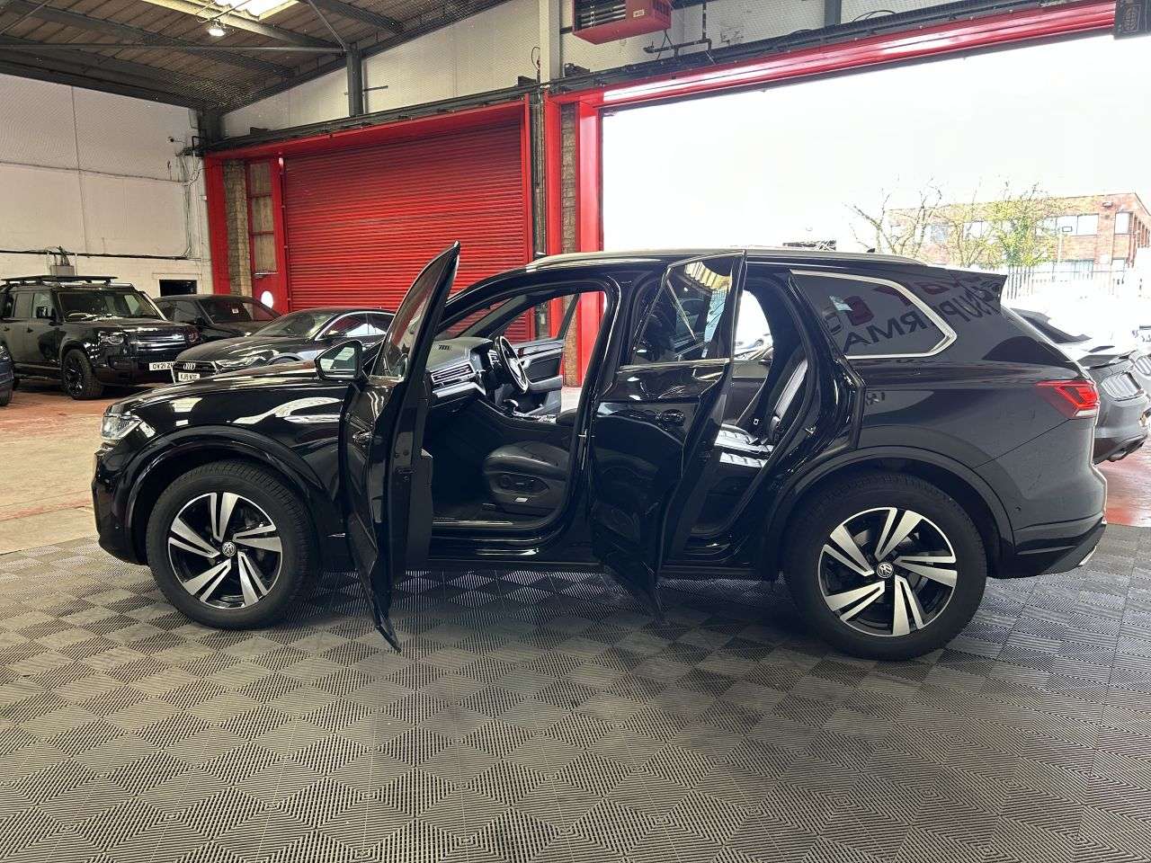 2018 VOLKSWAGEN TOUAREG 2018 VOLKSWAGEN TOUAREG