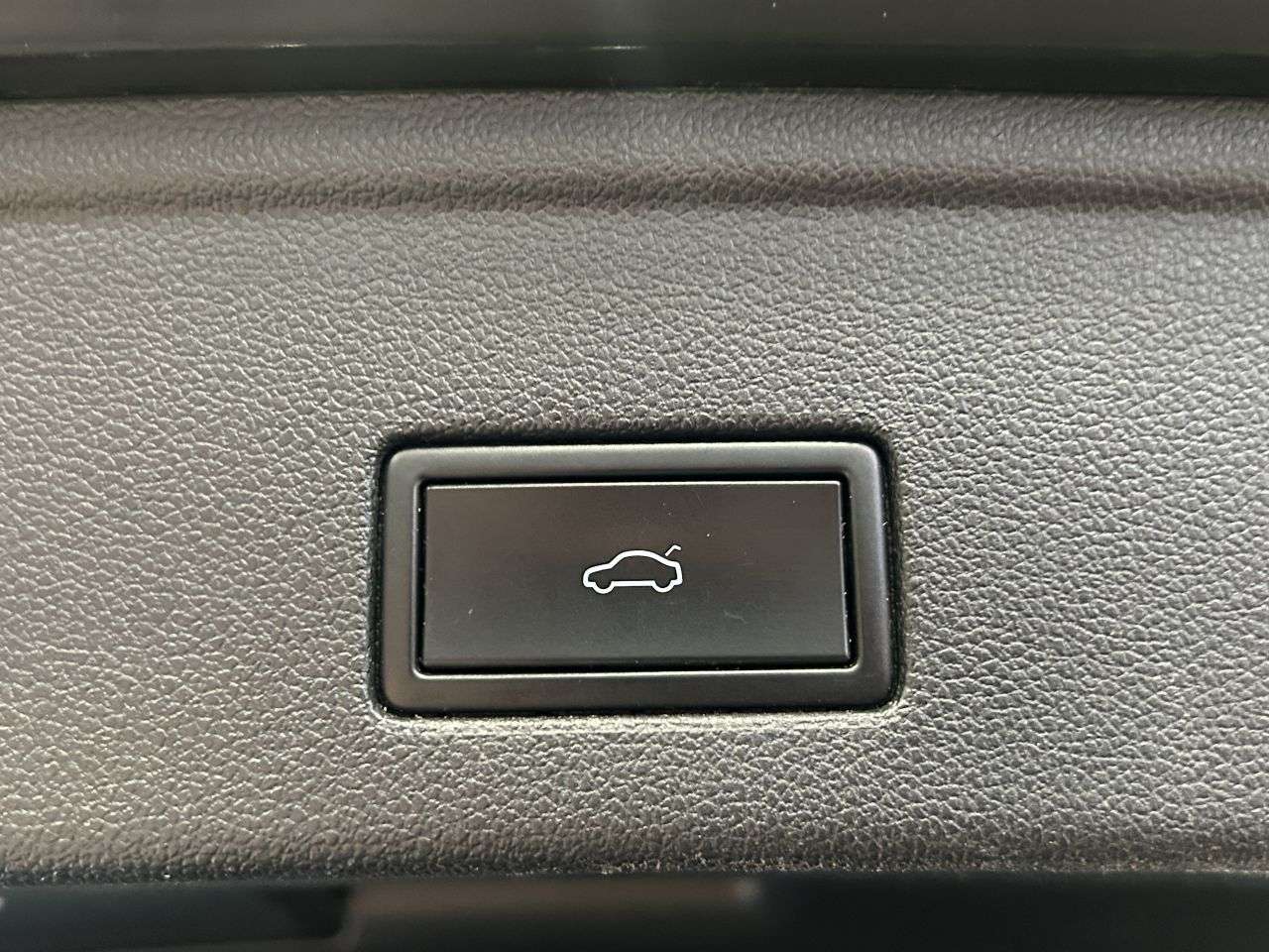 2018 VOLKSWAGEN TOUAREG 2018 VOLKSWAGEN TOUAREG