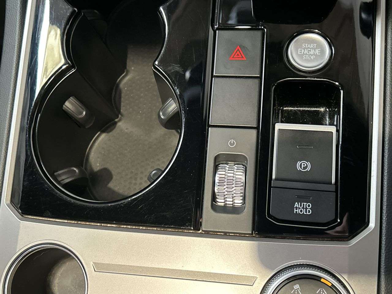 2018 VOLKSWAGEN TOUAREG 2018 VOLKSWAGEN TOUAREG