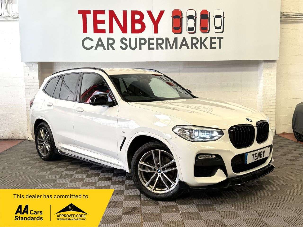 A 2018 BMW X3 2.0 20d M Sport SUV 5dr Diesel Auto xDrive Euro 6 (s/s) (190 ps) AKRAPOVIC A 2018 BMW X3 2.0 20d M Sport SUV 5dr Diesel Auto xDrive Euro 6 (s/s) (190 ps) AKRAPOVIC